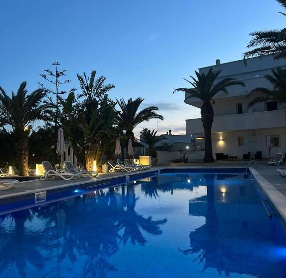 סוויטה עם ג'קוזי, Bluebay Residence Resort