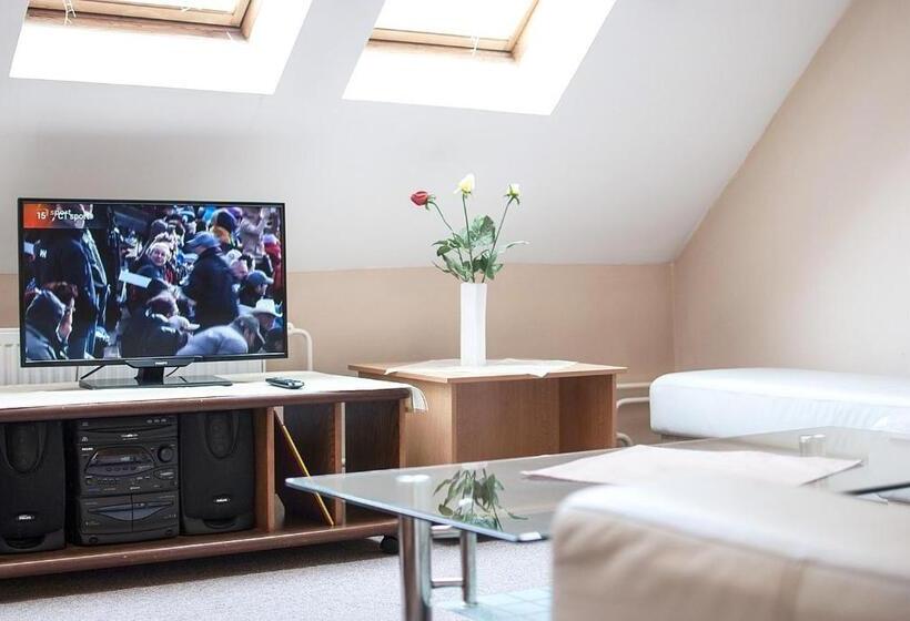 스위트, Penzión Evergreen