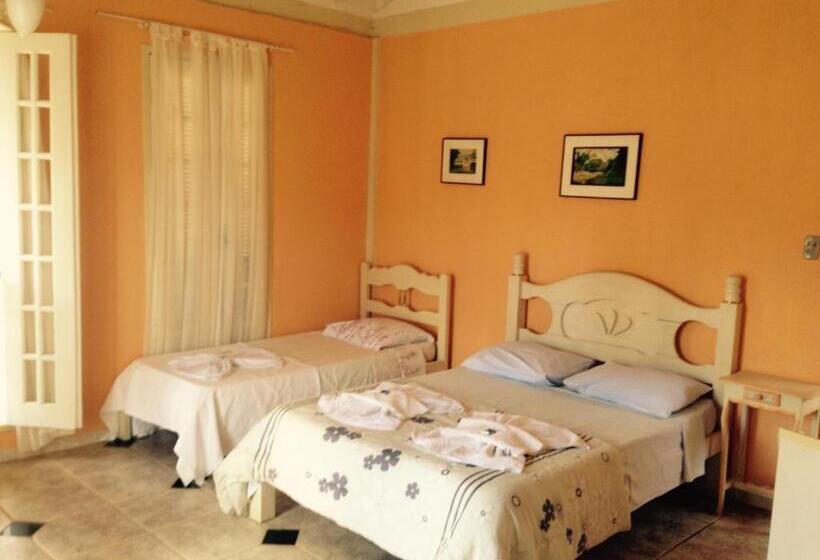 Standaard Driepersoonskamer, Pousada Ananda Ri