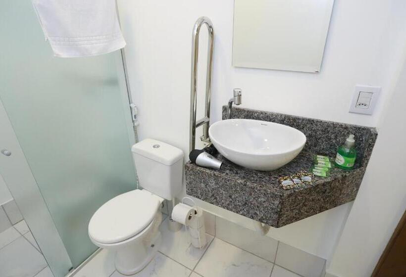 سوییت خانوادگی, Pousada Oma Helga