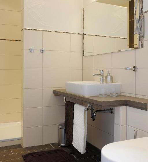 דירת חדר סופריור, Winneburger Hof