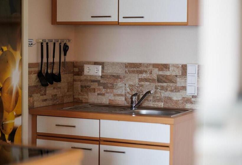 דירת קומפורט חדר שינה 1, Winneburger Hof