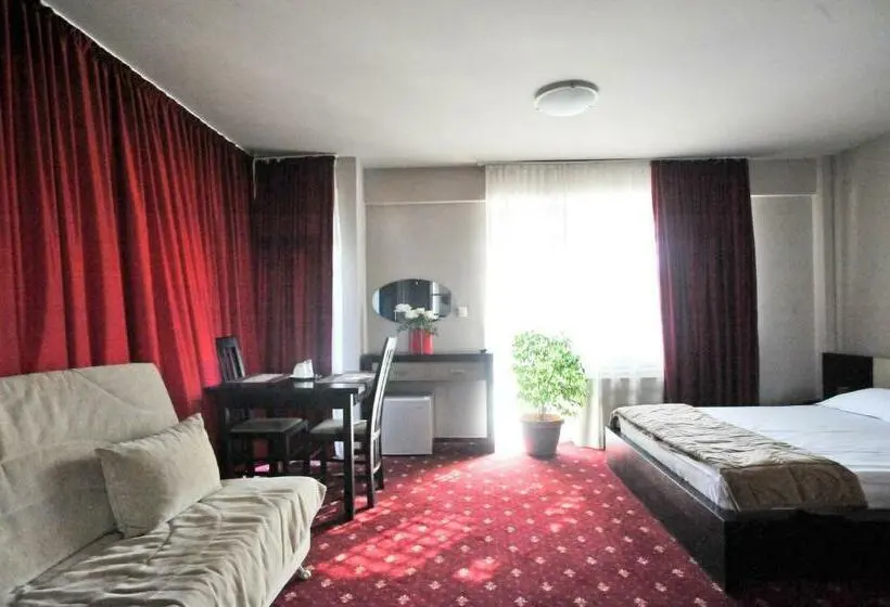 اتاق استاندارد, Pensiunea Novis
