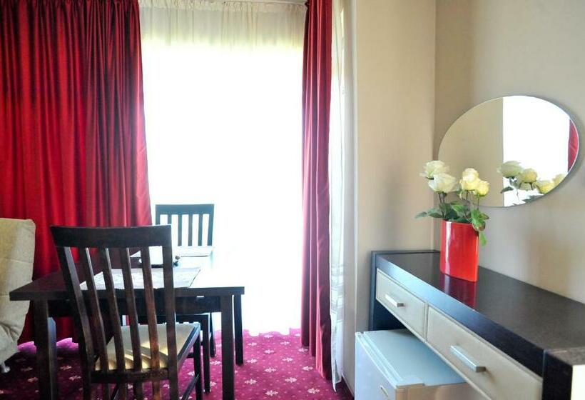 Номер Стандарт, Pensiunea Novis