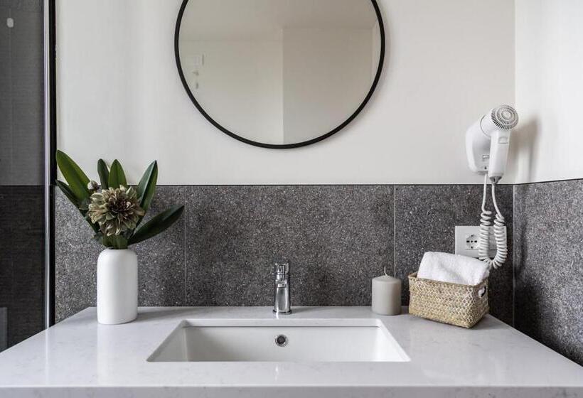 اتاق استاندارد با بالکن, Agriturismo La Rocca