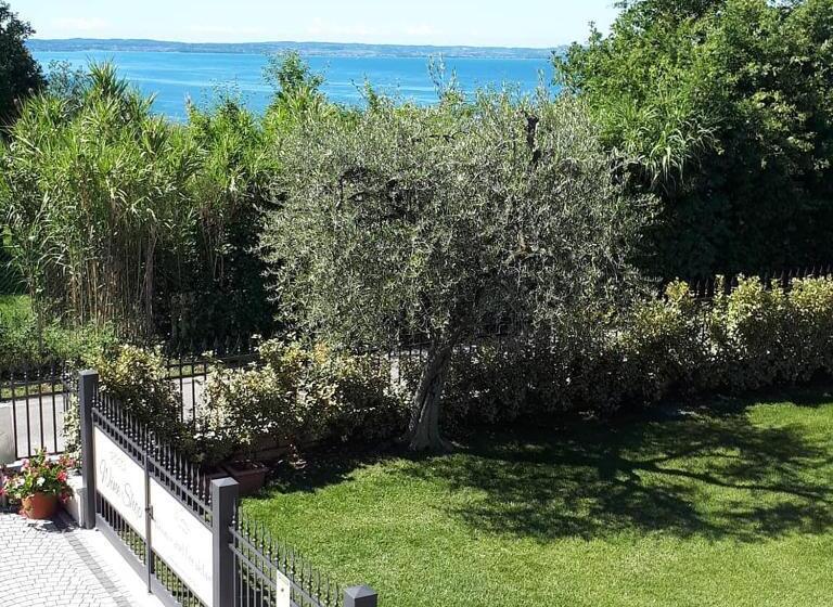 سوئیت با بالکن, Agriturismo La Rocca
