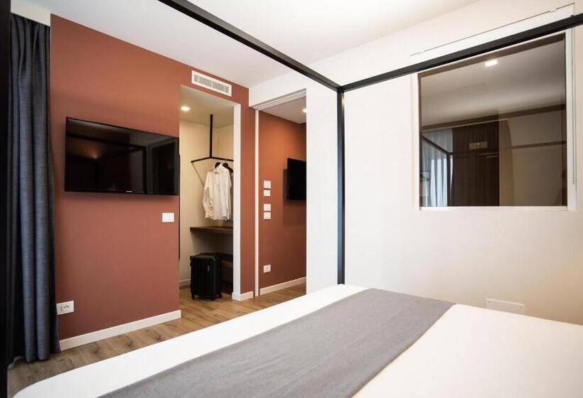 سوئیت با بالکن, Agriturismo La Rocca