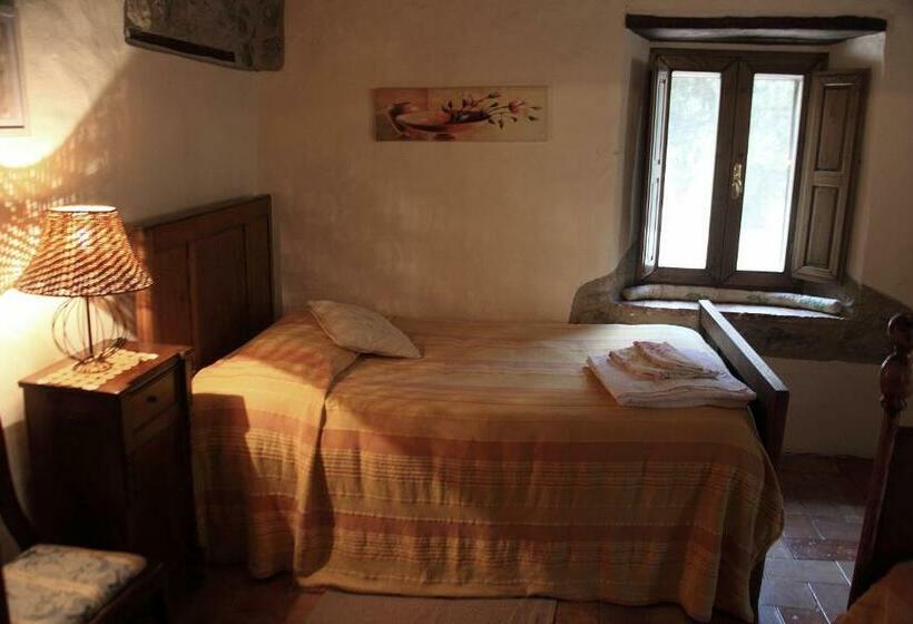 חדר סטנדרט לשלושה, Tenuta La Silva