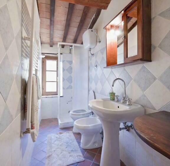 חדר סטנדרט לשלושה, Tenuta La Silva