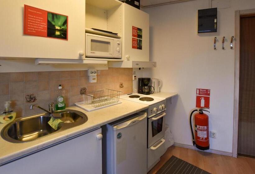 דירת חדר, Abisko Guesthouse & Activities