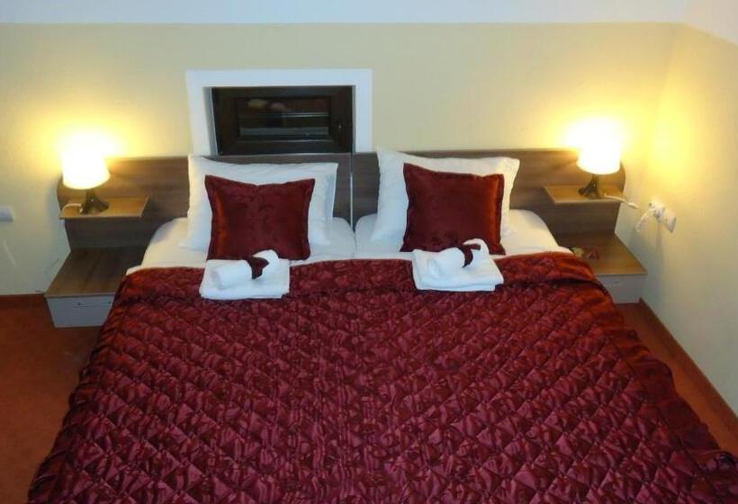 اتاق کلاسیک, Villa Bastion