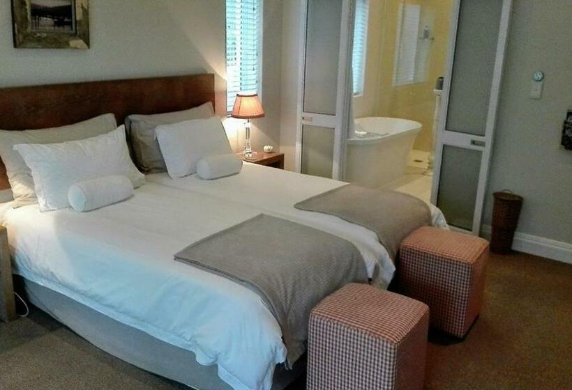 اتاق استاندارد, Kowie River Guest House