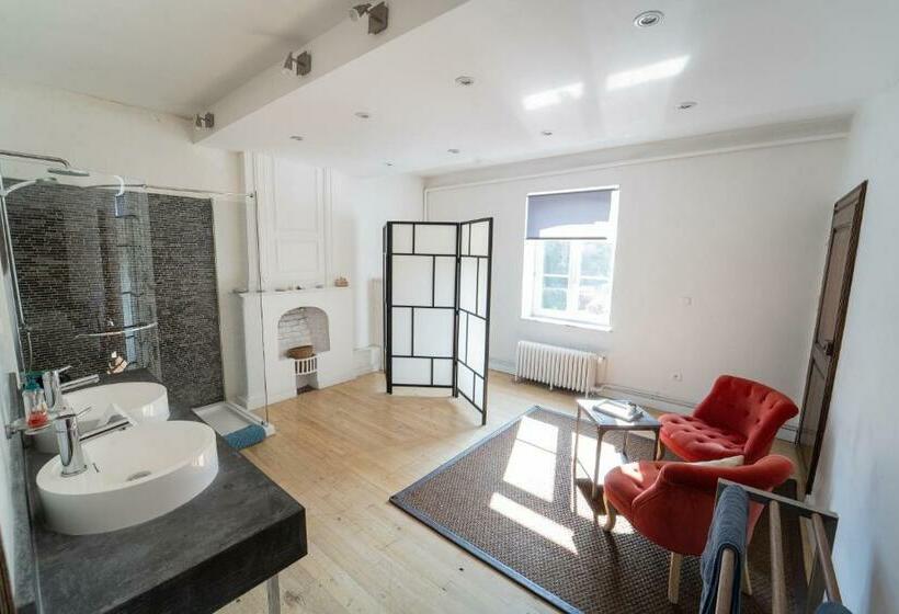 Deluxe room with river view, Le Richmond