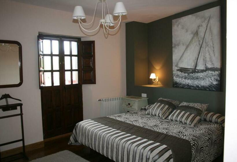 חדר סטנדרט עם ג'קוזי, Trisileja En Posada La Busta