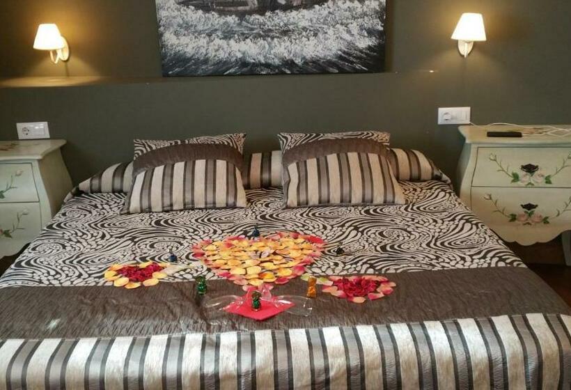 Quarto Estandar com Hidromassagem, Trisileja En Posada La Busta