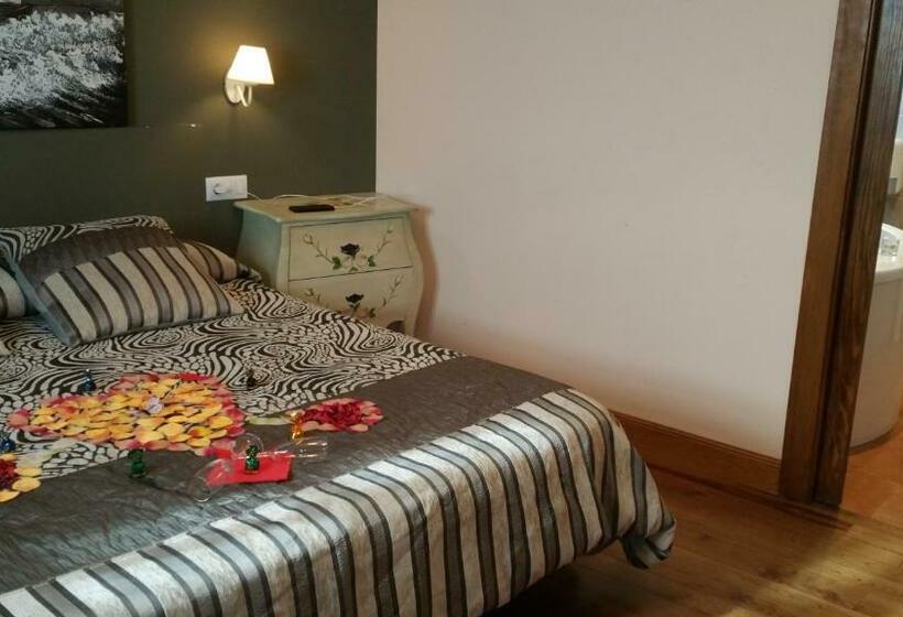 חדר סטנדרט עם ג'קוזי, Trisileja En Posada La Busta