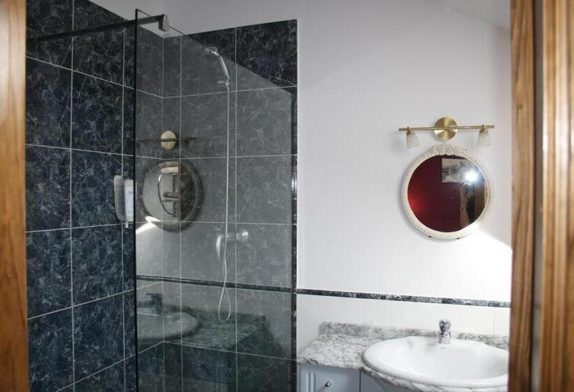 חדר סטנדרט, Trisileja En Posada La Busta