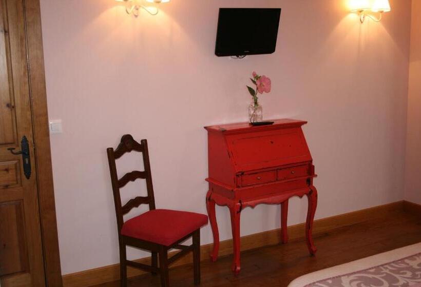 חדר סטנדרט לארבעה, Trisileja En Posada La Busta