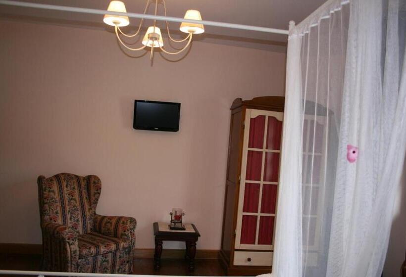 Номер Стандарт Трехместный, Trisileja En Posada La Busta