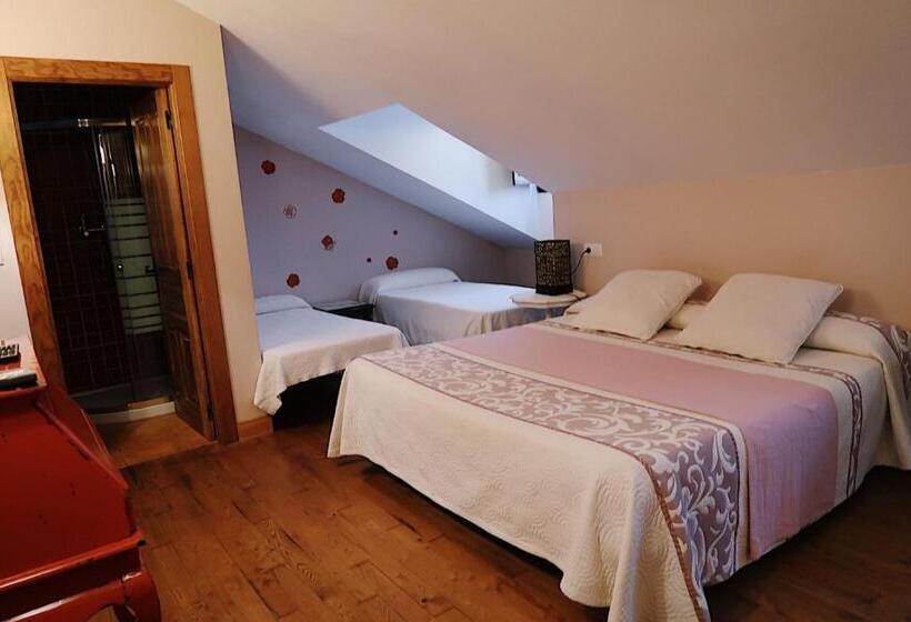 חדר סטנדרט לארבעה, Trisileja En Posada La Busta