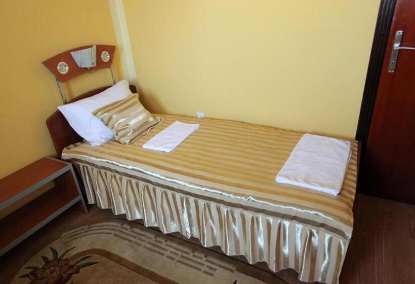 اتاق استاندارد یک نفره, Villa Atina