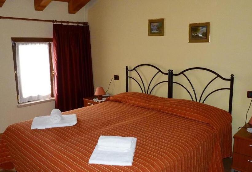 اتاق استاندارد, Agriturismo Ai Due Volti
