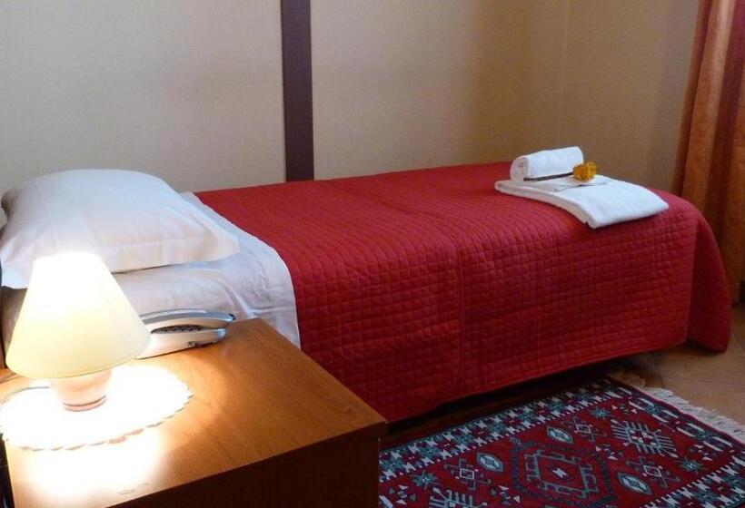 اتاق استاندارد یک نفره, Agriturismo Ai Due Volti