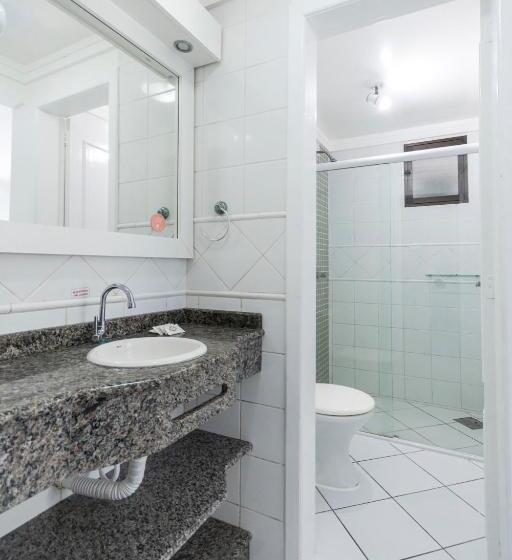 חדר סטנדרט לשלושה עם מרפסת, Bombinhas Tourist Apart