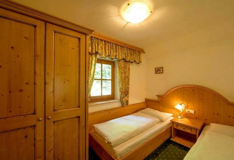 דירת שני חדרים, Leithäusl