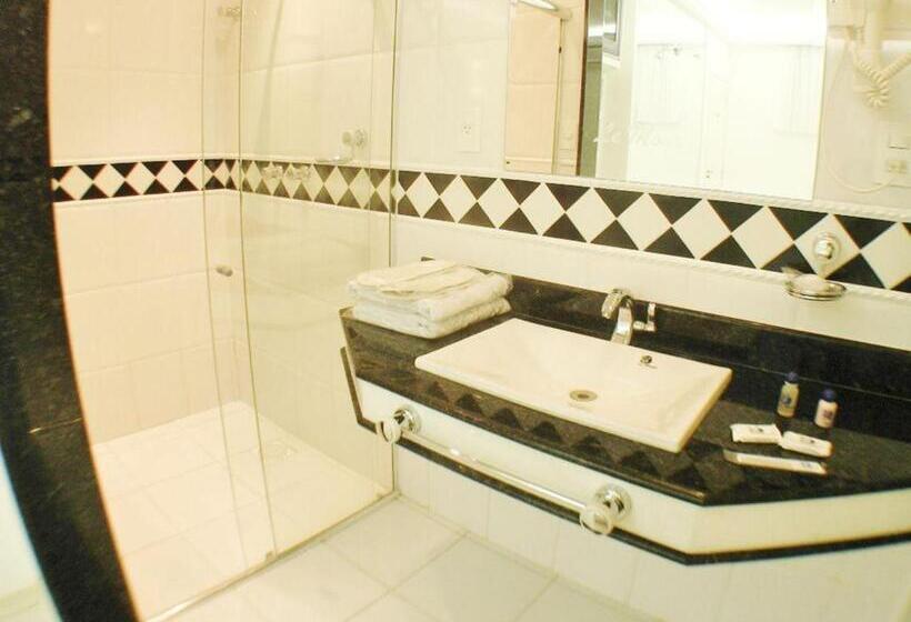 标准间, Motel Le Monde