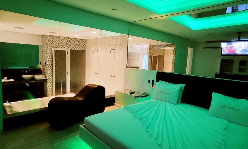 豪华房间, Motel Le Monde