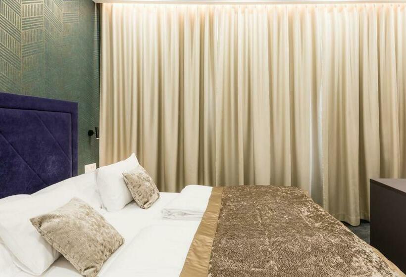 اتاق سوپریور, Garni Hotel Cirman