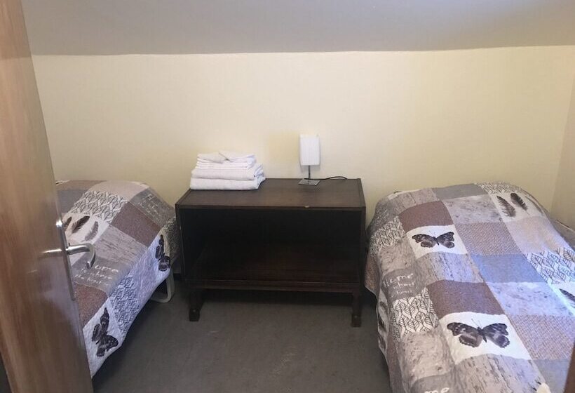 اتاق استاندارد با سرویس بهداشتی مشترک, Guesthouse Basar