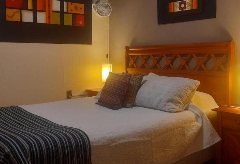 اتاق استاندارد, Hostal Del Aguila