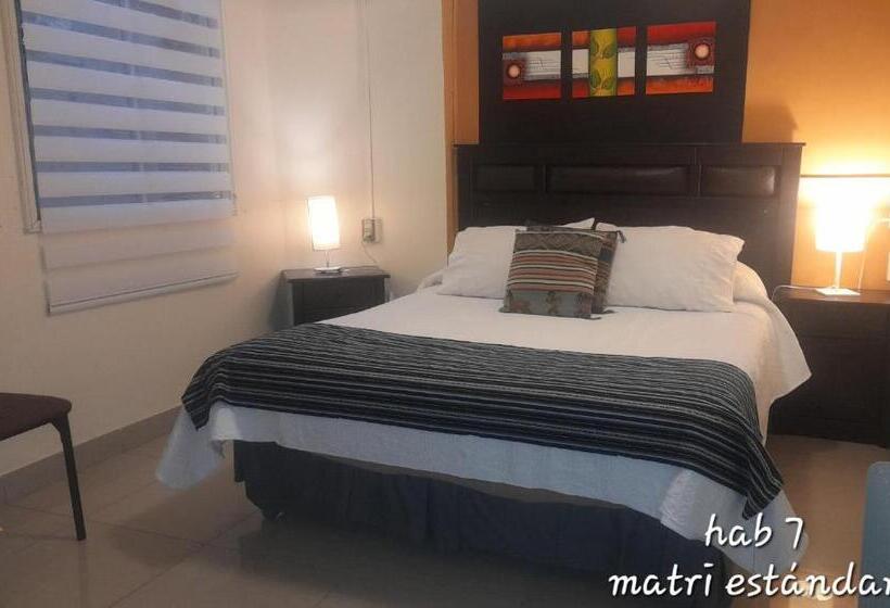 اتاق استاندارد, Hostal Del Aguila