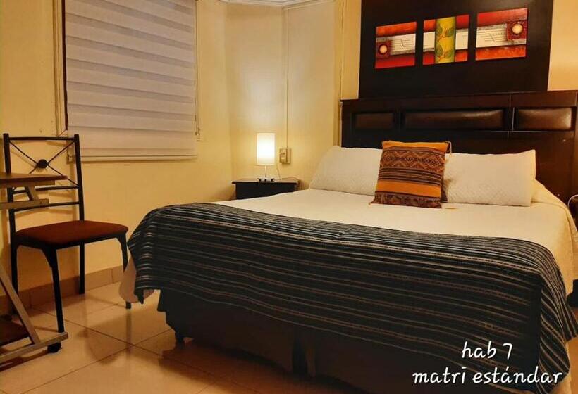 اتاق استاندارد, Hostal Del Aguila