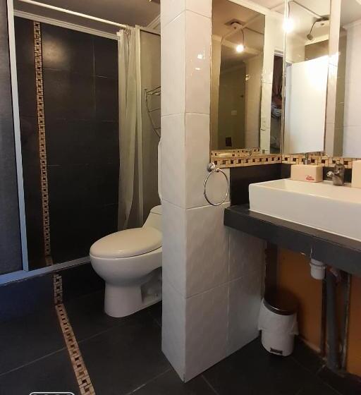 اتاق سوپریور, Hostal Del Aguila