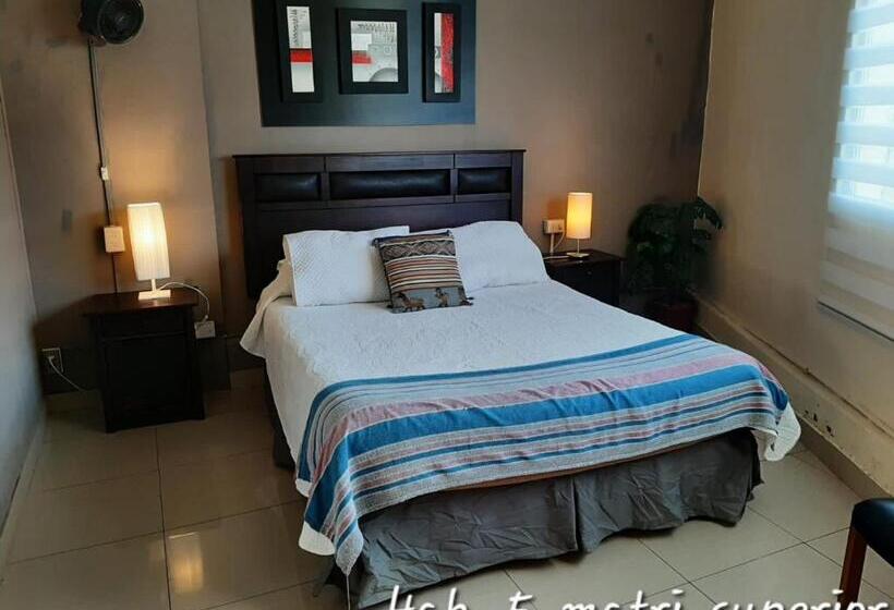 اتاق سوپریور, Hostal Del Aguila