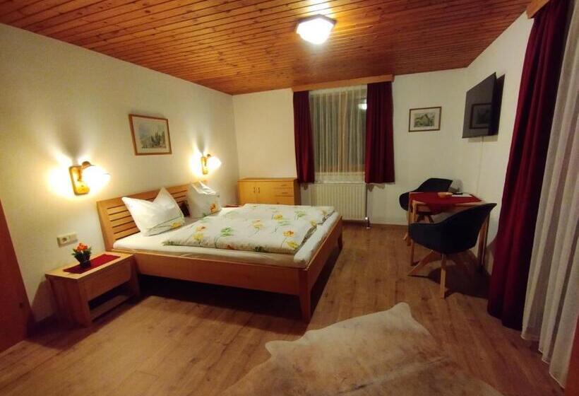 חדר סטנדרט עם מרפסת, Pension Andrea