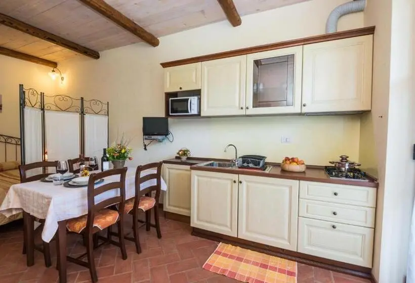 Standard-studio, Agriturismo Alla Poncia