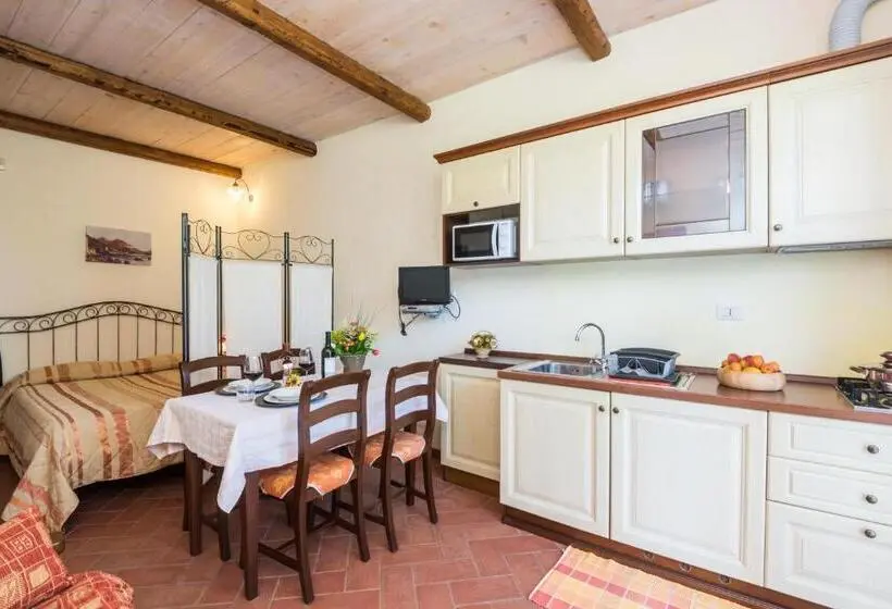 Standard-studio, Agriturismo Alla Poncia