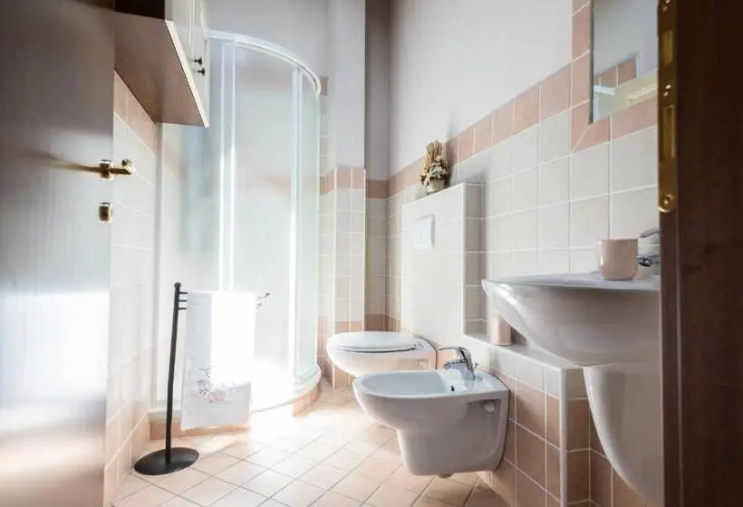 Huoneisto 2 Makuuhuonetta Parveke, Agriturismo Alla Poncia