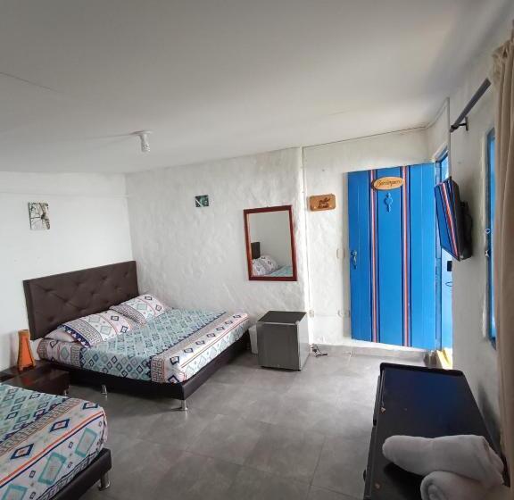 Семейный Номер, El Zorzal