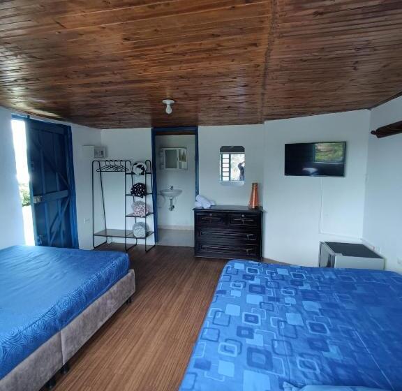 Семейный Номер, El Zorzal