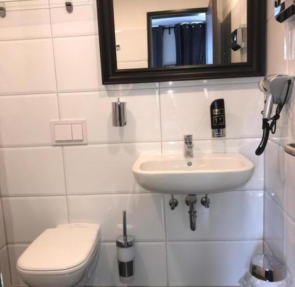 اتاق استاندارد, Hamburg Room