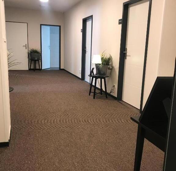 اتاق استاندارد با سرویس بهداشتی مشترک, Hamburg Room