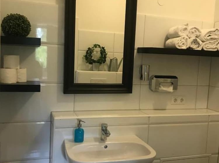 اتاق استاندارد چهار تخته, Hamburg Room