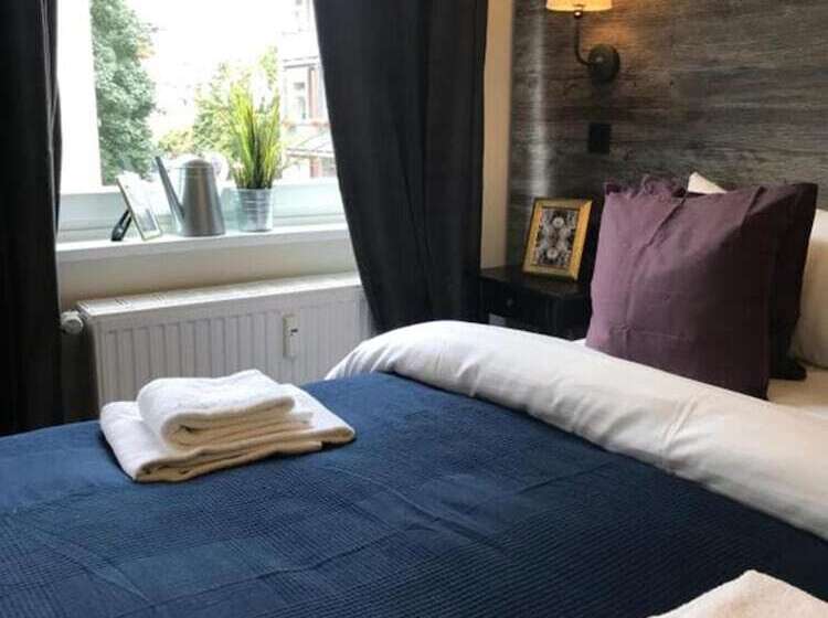 اتاق استاندارد با سرویس بهداشتی مشترک, Hamburg Room