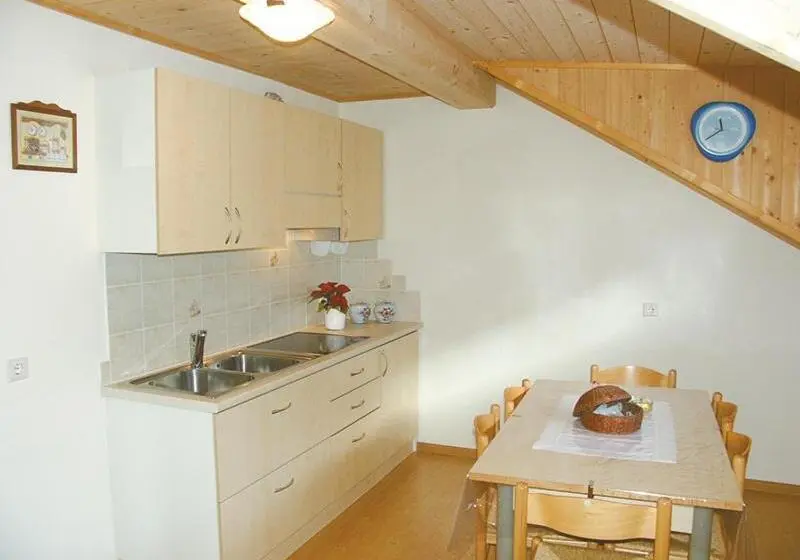 Apartament 2 Dormitoris, Pinterhof