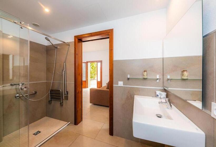 스탠다드 스튜디오 (테라스구비), S Hort Can Capità